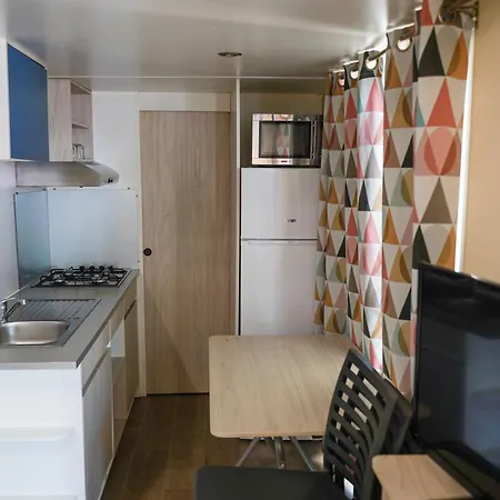 Càmping Village Camping *