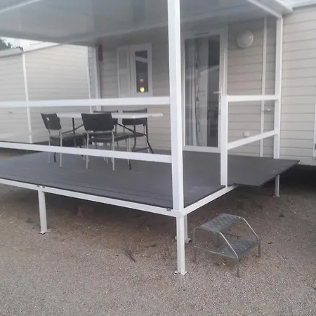 Càmping Village Sant Feliu de Buixalleu