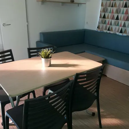 Càmping Village Sant Feliu de Buixalleu